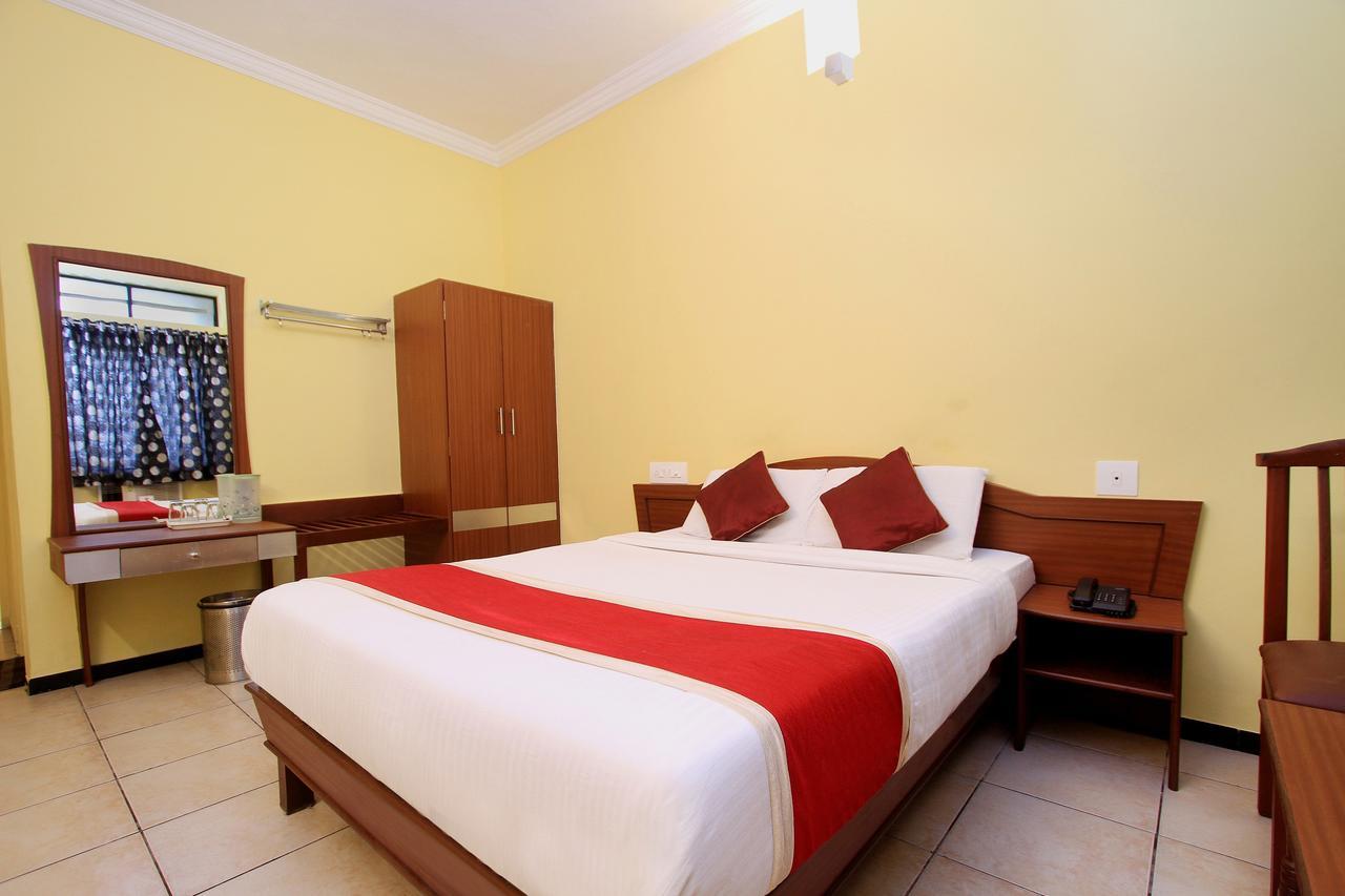 Hotel Kudla Rasaprakash Мангалор Екстериор снимка