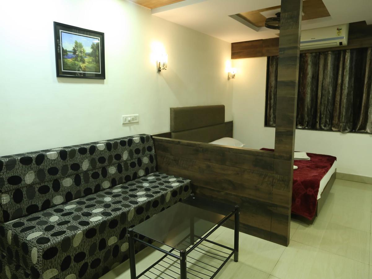 Hotel Kudla Rasaprakash Мангалор Екстериор снимка