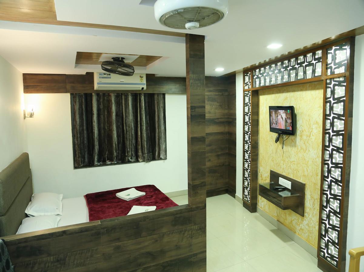 Hotel Kudla Rasaprakash Мангалор Екстериор снимка